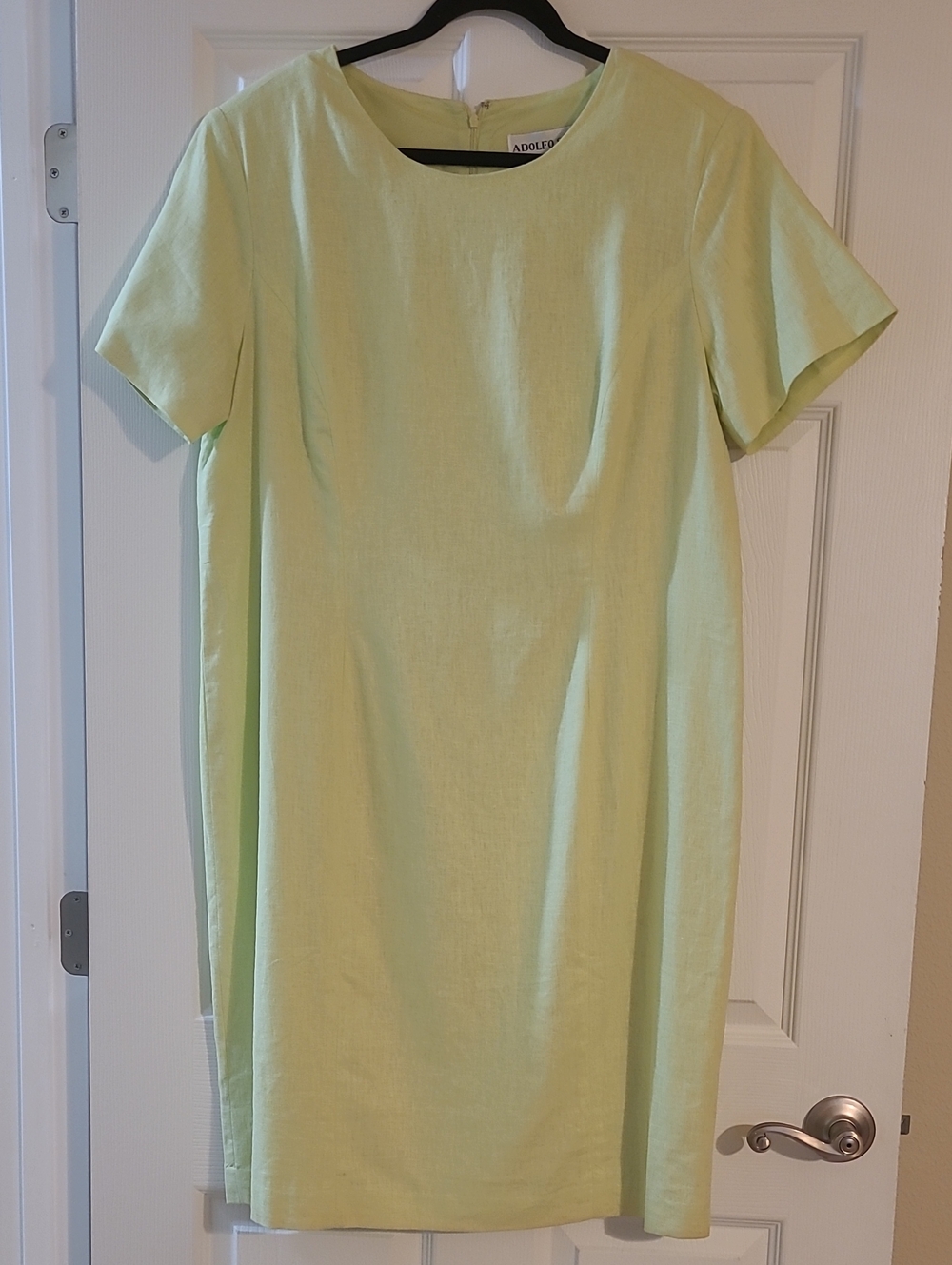 Adolfo Pastel Lime Shift Dress with Short Sleeves